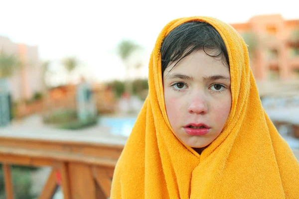 Preteen little boy in open air aqua park — Stock Photo, Image