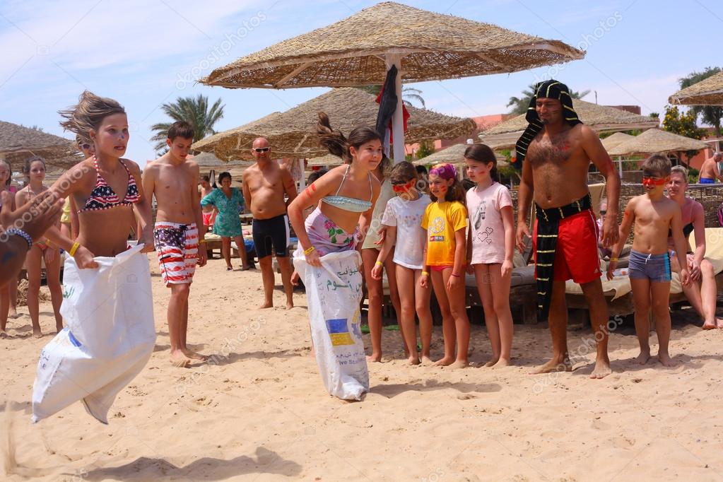 аниматор бойко египет. анимационная команда. хилтон хургада аниматоры. хургада long beach 2023 аниматоры. девочки в хургаде.