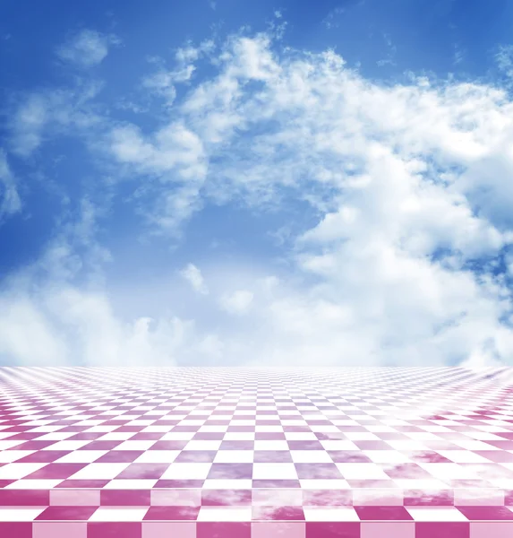 Błękitne niebo z chmurami odzwierciedlenie w podłodze szachownica różowy streszczenie fantasy, delikatne tło wełna cukru waniliowego — Zdjęcie stockowe