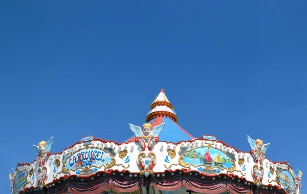 Detalj av en karusell med cupids, närbild — Stockfoto