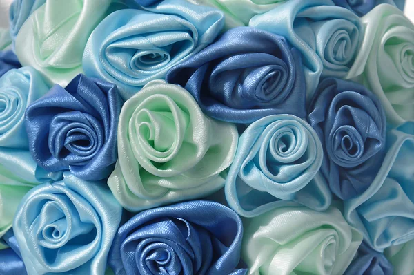Mild bakgrund från blå knoppar, en av ett stort antal blommor b — Stockfoto