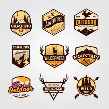 Vektör açık hava macera vintage logo illüstrasyon tasarımları kümesi