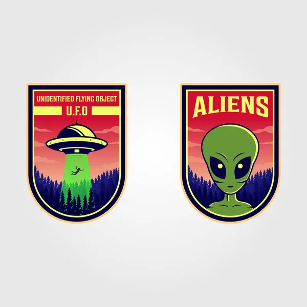 Ufo Alien Logo Vector 디자인 — 스톡 벡터