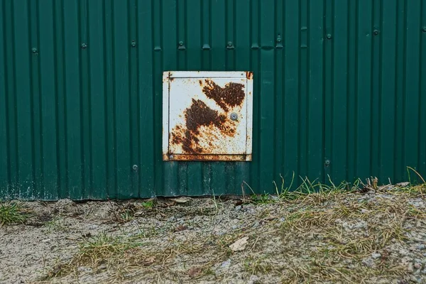 Gray Metal Square Box Electrical Wires Brown Rust Green Iron — Fotografia de Stock