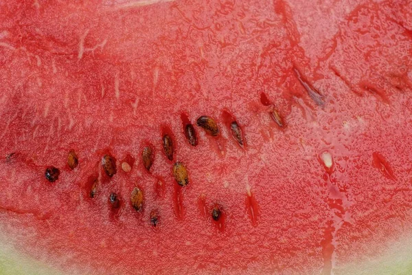 Textura Natural Trozo Sandía Roja Fresca Con Semillas Marrones — Foto de Stock