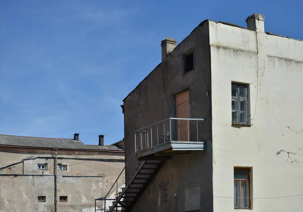 Beyaz Rusya eski evde