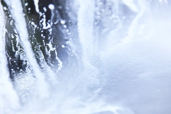 Lavage de voiture de l'intérieur du savon de pare-brise — Photo