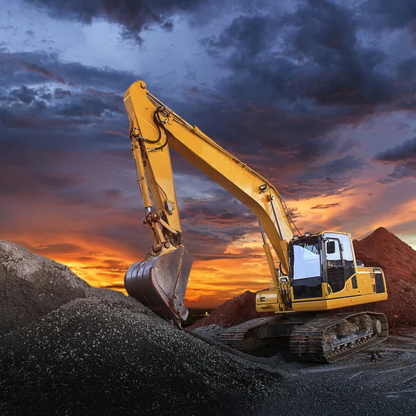 Graafmachine op bouwplaatsen — Stockfoto