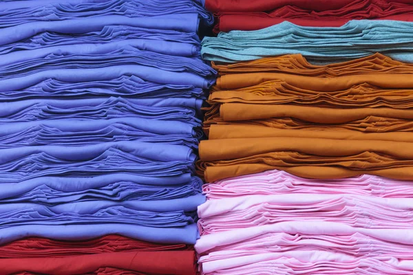 Camisetas coloridas — Foto de Stock