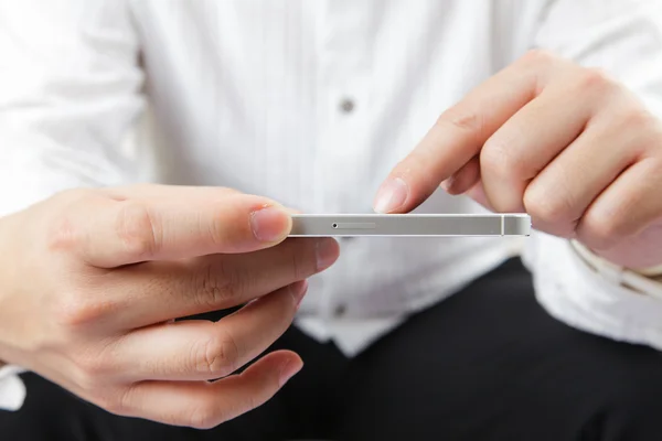 Man met mobiele telefoon — Stockfoto