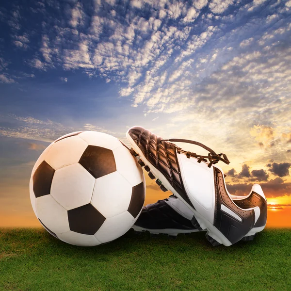 Soccer ball and soccer shoes — Stock Photo, Image