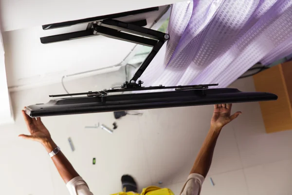 Adam Mount Tv yükleme 