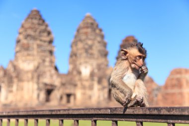 Prang Sam Yot