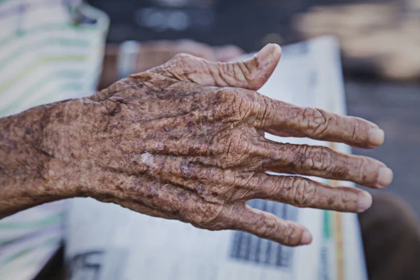 Hand of an old man — Stock Photo, Image