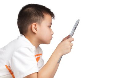 Çocuk bilgisayar tablet kullanma