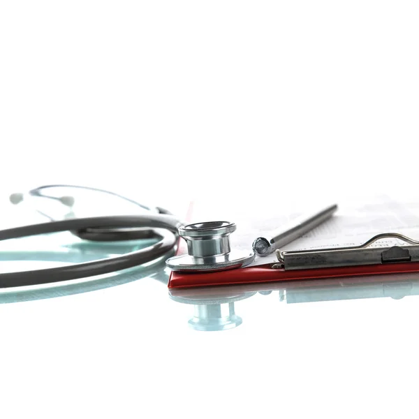 Stethoscope with medical clipboard — Stock Photo, Image