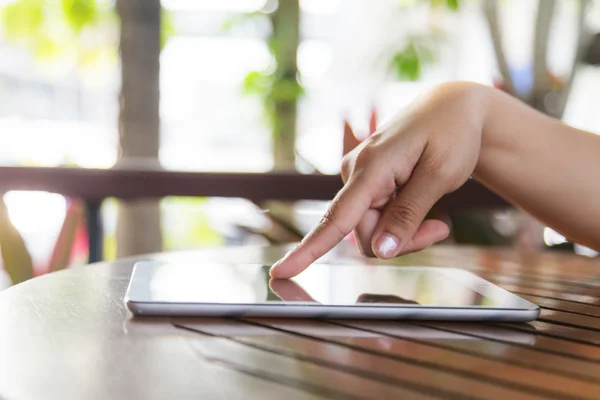 Cropped view of women using a digital tablet — Stock Photo, Image