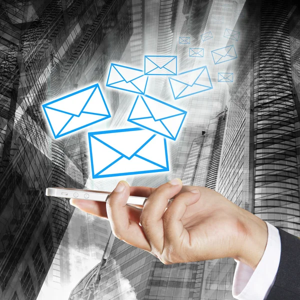 Έννοια της αποστολής μηνυμάτων ηλεκτρονικού ταχυδρομείου — Φωτογραφία Αρχείου