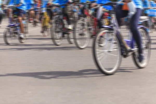 Motion blurred biker — Stock Photo, Image