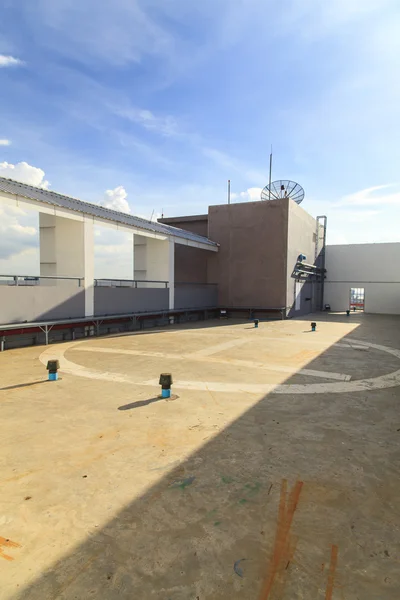 Roof top garden on the condominium — Stock Photo, Image