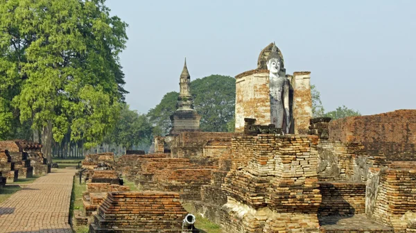 Buddha statue in skuhothai — Stock Photo, Image