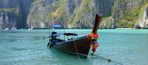 Tradizionale longtailboat in Thailandia — Foto Stock