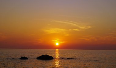 Denizde gün batımı