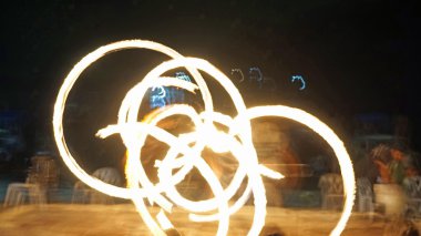 Fireshow phi phi Island üzerinde