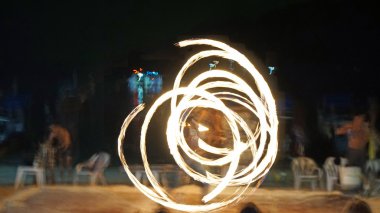 Fireshow phi phi Island üzerinde