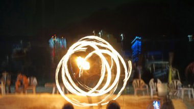 Fireshow phi phi Island üzerinde
