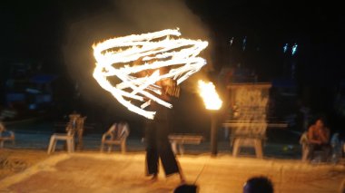 Fireshow phi phi Island üzerinde