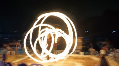 Fireshow phi phi Island üzerinde
