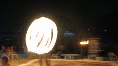 Fireshow phi phi Island üzerinde