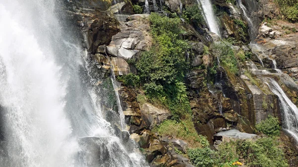 Mae ya cachoeira — Fotografia de Stock