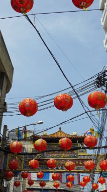 renkli gökyüzü fenerler