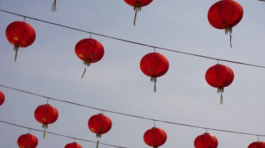 renkli gökyüzü fenerler