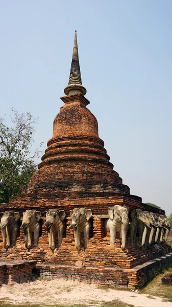 Tempel in sukhothai nationaal park — Stockfoto