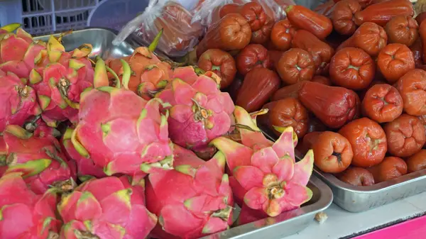 Frutos doces do mercado de rua — Fotografia de Stock