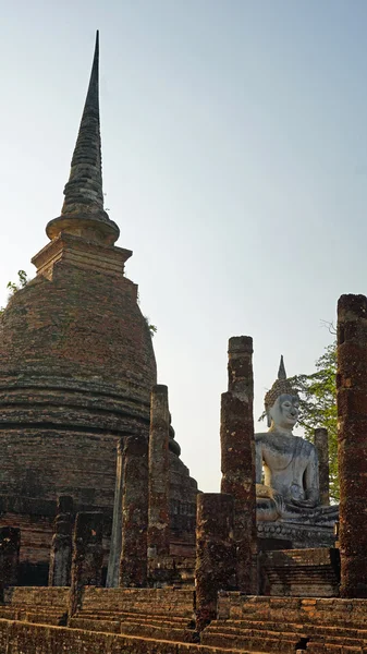 Tempel in sukhothai nationaal park — Stockfoto