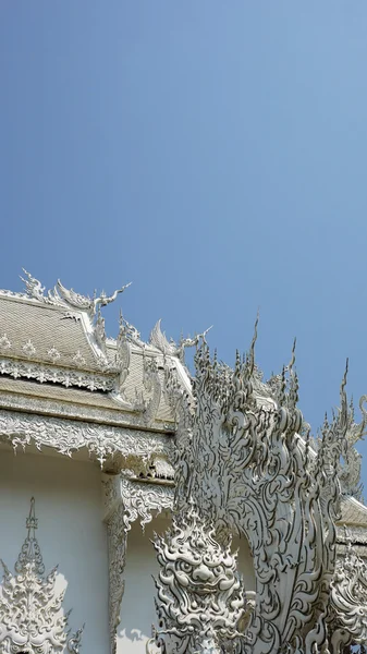 Templo branco em Chiang Mai — Fotografia de Stock