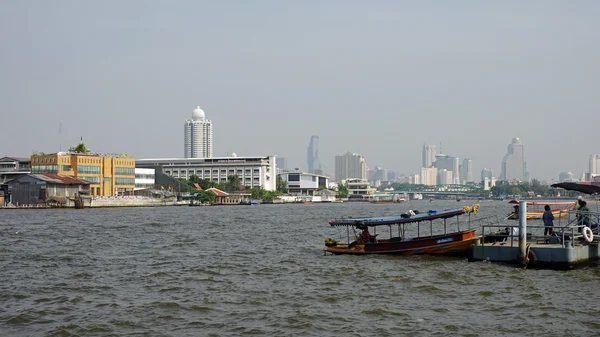 Crociera fluviale a Bangkok — Foto Stock