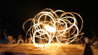 Fireshow phi phi Island üzerinde
