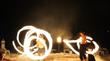 Fireshow phi phi Island üzerinde
