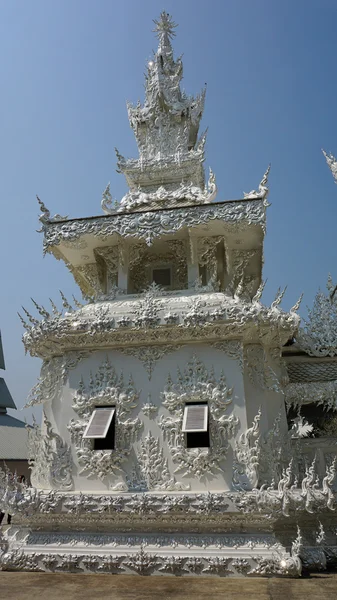 Templo branco em Chiang Mai — Fotografia de Stock