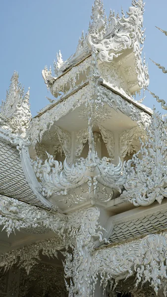 Templo branco em Chiang Mai — Fotografia de Stock