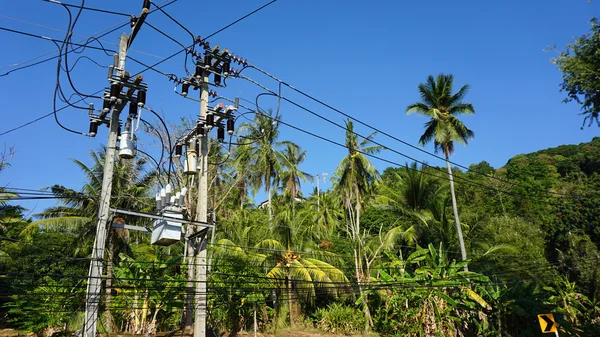 Electricidad típica en Tailandia — Foto de Stock