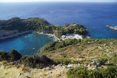 Antony Quinn Körfezi 'nin muhteşem manzarası