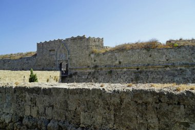 Rhodes Old Town 'daki antik kale.