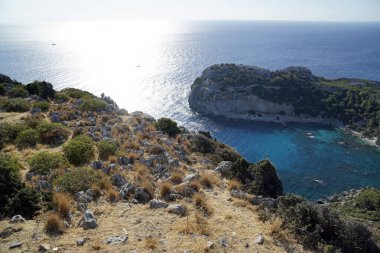 Antony Quinn Körfezi 'nin muhteşem manzarası