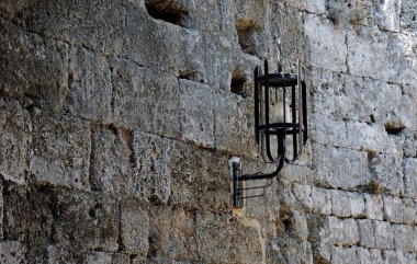 Rhodes Old Town 'daki antik kale.